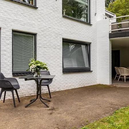 Eikendreef Bed & Breakfast Haelen