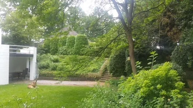 Eikendreef Bed & Breakfast 3*